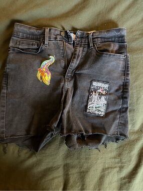 Handmade Sz 8 Levi Denizen Cryptid shorts